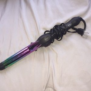 brand new curling iron!